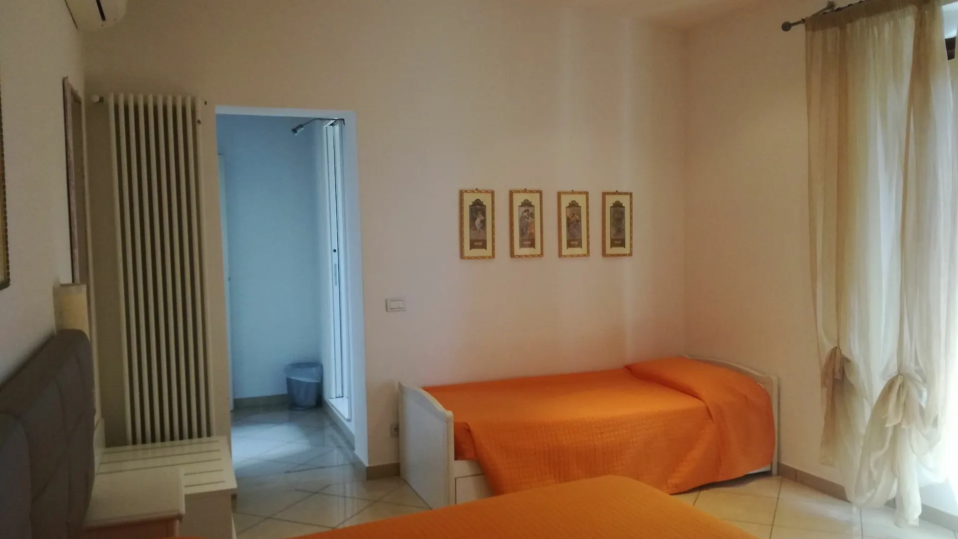 Camollia Suites contacts